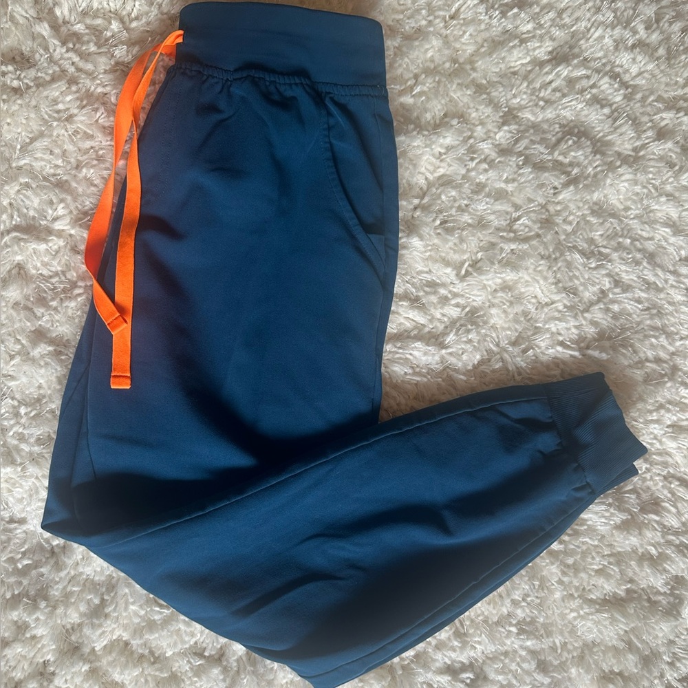 Figs Deep Reef Scrub Set